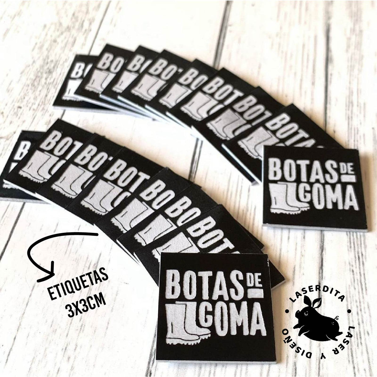 50 ETIQUETAS ACRILICAS 3 CM - Negro / REDONDA / Sin perforación